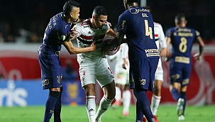 Igor Gomes e Luciano valorizam Rogério Ceni após vitória no Majestoso: "Time mais leve"