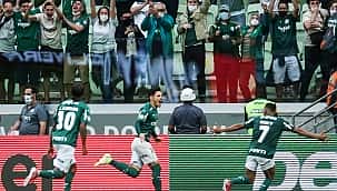 Palmeiras bate o Inter, volta a vencer após sete jogos e retorna ao G4 do Brasileirão; veja o gol! 