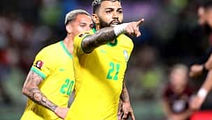 Raphinha brilha, Brasil vira sobre a Venezuela e segue com 100% de aproveitamento 