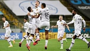 Sport volta a marcar após 2 meses, vence Grêmio e gaúchos seguem na zona de rebaixamento