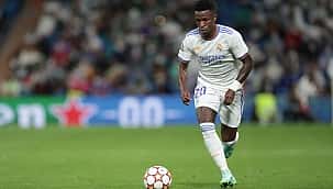 Confira o valor que o Real Madrid pretende pagar por mês a Vini Jr. para renovar o seu contrato