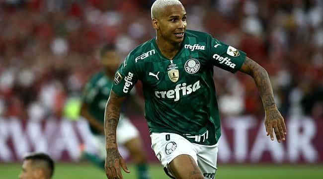 Deyverson decide e Palmeiras vence o Flamengo na final da Libertadores