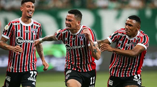 São Paulo bate o Palmeiras no Allianz Parque e respira no Brasileirão
