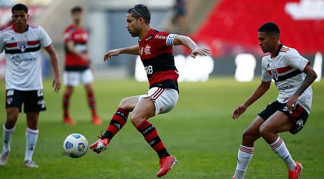São Paulo x Flamengo: Confira as prováveis escalações e saiba onde assistir