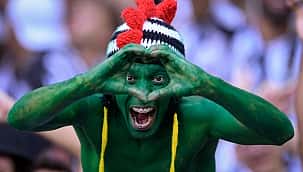 Atleticanos comemoram bi brasileiro diante da Massa