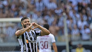 Confira o melhor time da temporada no Brasil