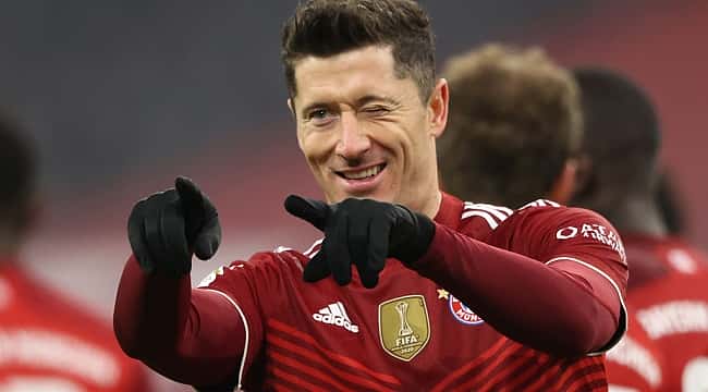 Lewandowski termina 2021 como o maior artilheiro; confira os goleadores dos últimos anos