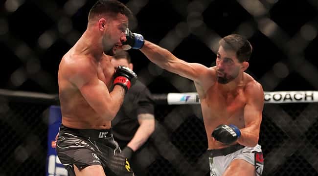 UFC 269: Pedro Munhoz quase nocauteia, mas sofre reviravolta de Dominick Cruz