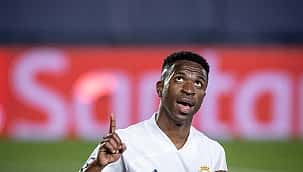 Futebol europeu: Vini Jr, Firmino, Lucas e Paquetá se destacam no fim de semana; confira os golaços