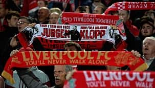 Os 10 melhores cantos de torcidas no futebol mundial