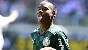 Palmeiras atropela o Santos e conquista o título inédito da Copinha; assista aos gols