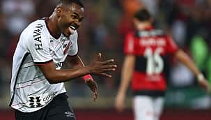 São Paulo dá chapéu no Inter e contrata Nikão; Tricolor também fecha com Patrick 