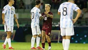 Soteldo na lista! Veja quem são os 10 menores jogadores do FIFA 22