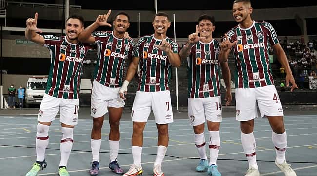 Fluminense bate Olimpia, vence o 12º jogo seguido e se aproxima da fase de grupos da Libertadores