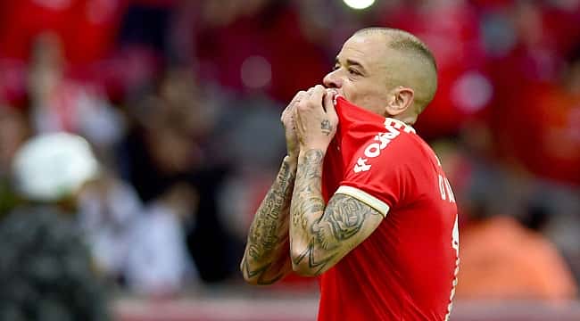 As melhores imagens da despedida de D'Alessandro do futebol; confira a galeria de fotos