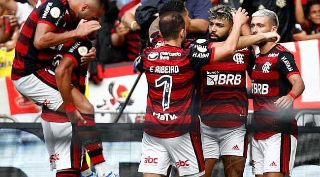 Com gols de Gabigol, Isla e Arrascaeta, Flamengo vence o São Paulo no Maracanã