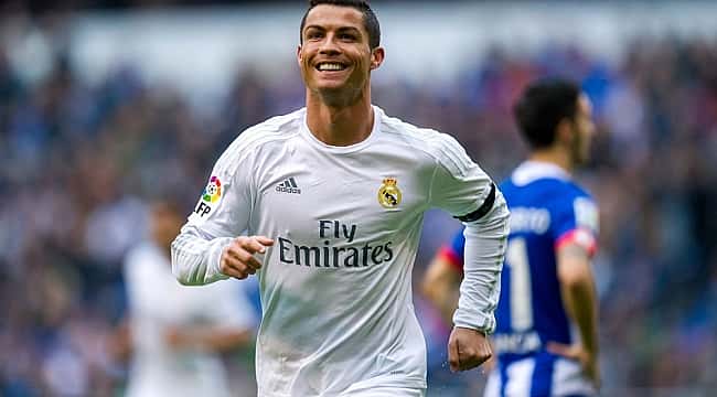 Confira o time dos sonhos do Real Madrid