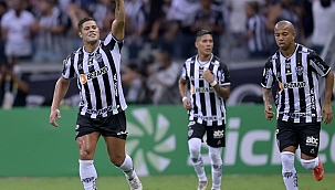 Hulk aponta os favoritos para ganhar a Libertadores
