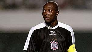 Luto no futebol! Ídolo do Corinthians, Freddy Rincón morre aos 55 anos