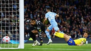 Manchester City vence Brighton e recupera a liderança da Premier League