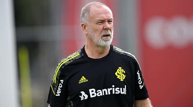 Mano Menezes é apresentado como novo treinador do Inter: "Potencial muito grande"