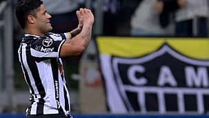 Hulk faz golaço, Atlético-MG vence Avaí de virada e chega à vice-liderança do Brasileirão