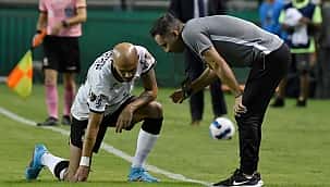 Cássio salva, Fábio Santos perde pênalti no fim e Corinthians empata com Deportivo Cali 