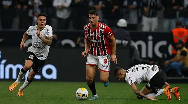 Jonathan Calleri após empate no Majestoso: "São Paulo merecia vencer Corinthians"