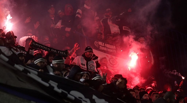 Corinthians promete cobrar CONMEBOL após manifestações de racismo da torcida do Boca 