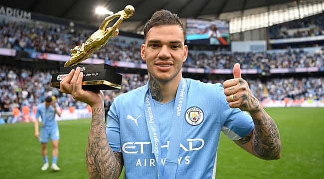 Ederson e Alisson conquistam a Luva de Ouro da Premier League! Veja os últimos 10 vencedores