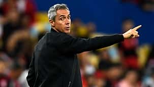 Paulo Sousa defende goleiro Hugo das críticas no Flamengo: "Sempre existem falhas"
