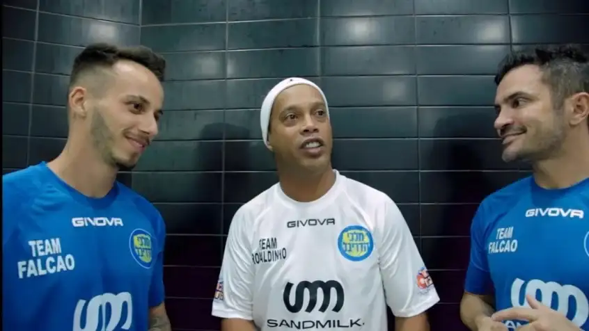 Ricardinho: 'Sou fã do Falcão, do Ronaldinho… e do Corinthians