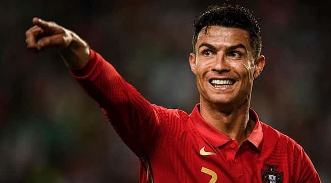 Bayern quer Cristiano Ronaldo para vaga de Lewandowski, afirma jornal