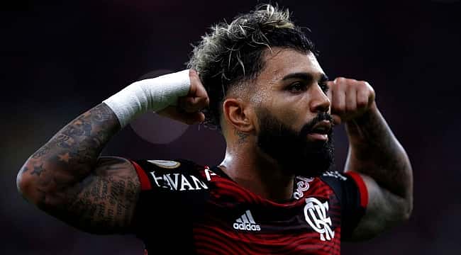 Flamengo goleia o América-MG no Maracanã