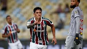 Fluminense vence Atlético-MG em jogão de 8 gols e impede liderança do Galo no Brasileirão