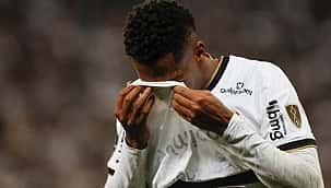 Jô desabafa após saída do Corinthians: "O mundo tem muitos juízes. Eu não matei ninguém"