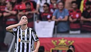 Na prévia das oitavas da Copa do Brasil, Atlético vence o Flamengo e alivia pressão sobre El Turco