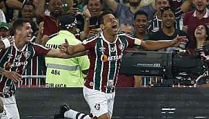 As melhores imagens de Fluminense 4x0 Corinthians