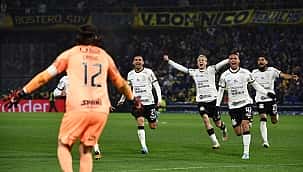 Cássio brilha nos pênaltis, Corinthians elimina o Boca e avança às quartas da Libertadores