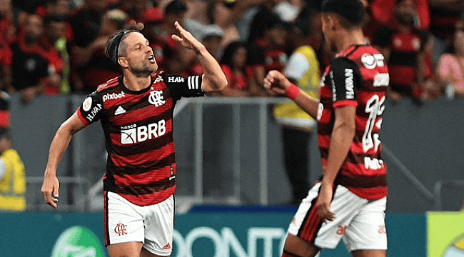 Flamengo bate o Coritiba em Brasília