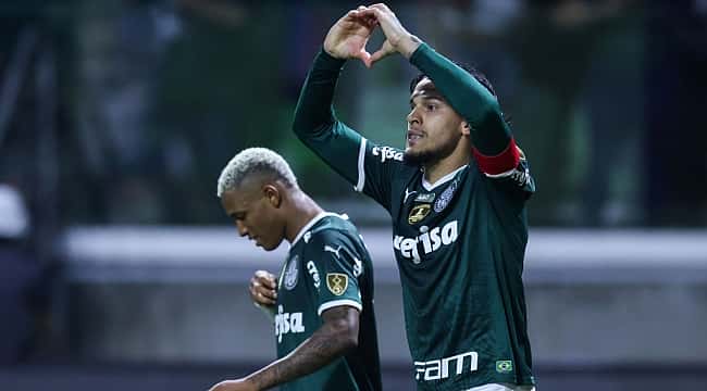 Palmeiras vence Inter no fim e dispara na liderança do Campeonato Brasileiro
