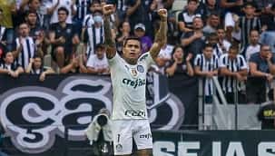 Palmeiras vence o Ceará e segue com folga na liderança do Brasileirão