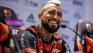 Vidal diz que chegou no melhor time da América e sonha em ganhar a Libertadores pelo Flamengo
