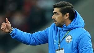 Abel Ferreira lamenta derrota e elogia o Athletico: "É uma equipe que se defende bem e vence"