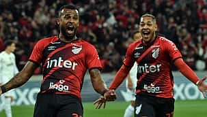 Athletico-PR sai na frente do Palmeiras nas semifinais da Libertadores