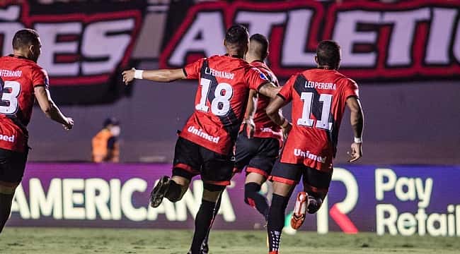Atlético-GO goleia Nacional, de Luis Suárez, e se classifica para a semifinal da Copa Sul-Americana 