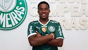 Endrick é um dos 10 jogadores mais valiosos do Brasileirão; veja a lista