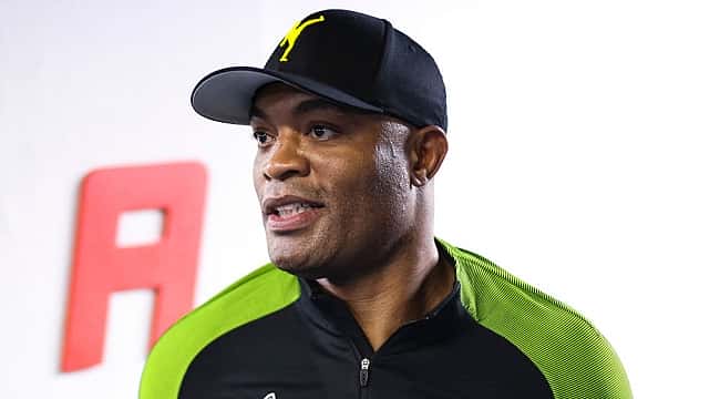 Os 10 maiores pesos-médios da história do MMA