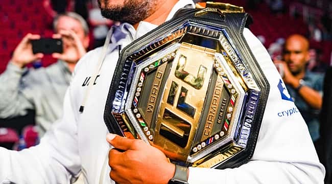 Os atuais campeões do UFC