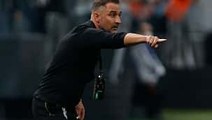 Vítor Pereira admite situação difícil do Corinthians na Copa Libertadores